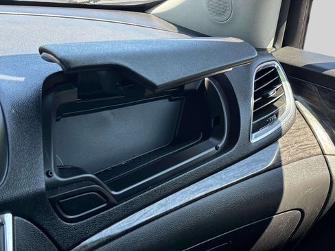 Used 2015 Buick Encore AWD image 25
