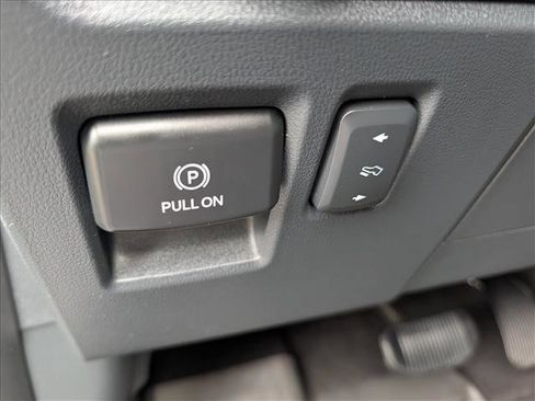 Used 2023 Ford F150 Raptor AWD/4WD image 36