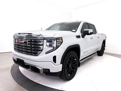 Used 2023 GMC Sierra 1500 Denali w/ Denali Reserve Package AWD/4WD image 15