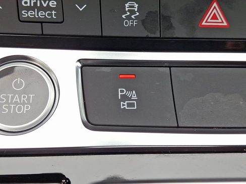 Used 2024 Audi Q8 e-tron Premium AWD/4WD image 26