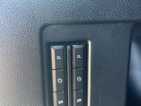 Used 2021 Ford Expedition King Ranch AWD/4WD image 32