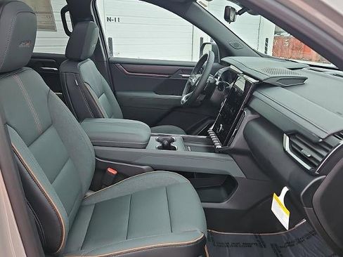 New 2026 GMC Acadia AT4 w/ Super Cruise Package image 15