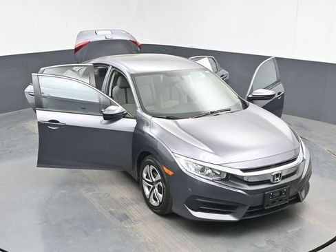 Used 2018 Honda Civic LX image 45