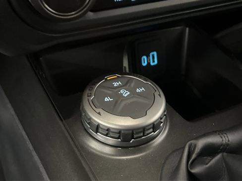 Used 2023 Ford Bronco Big Bend AWD/4WD image 30
