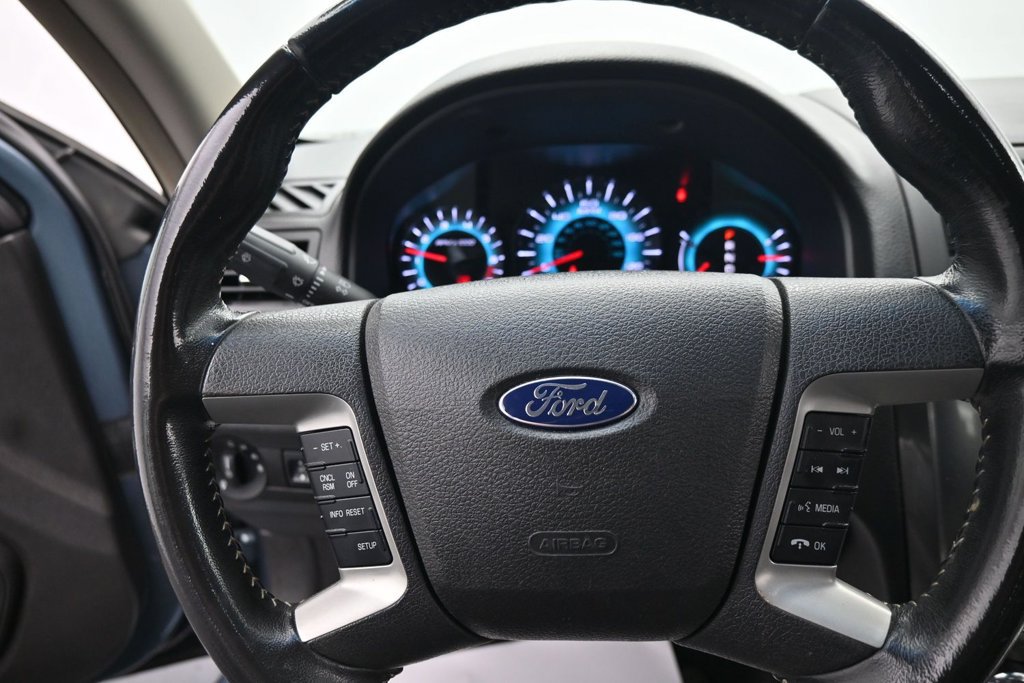 Used 2012 Ford Fusion SEL FWD image 19