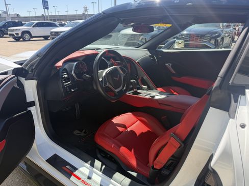 Used 2017 Chevrolet Corvette Grand Sport RWD image 23
