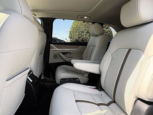 Used 2024 MAZDA CX-90 3.3 Turbo w/ Premium Plus Pkg image 10