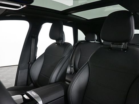 Certified 2026 Mercedes-Benz GLC 300 image 5