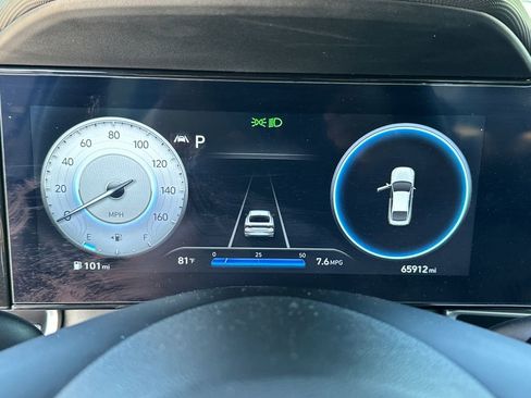 Used 2023 Hyundai Elantra Limited FWD image 21