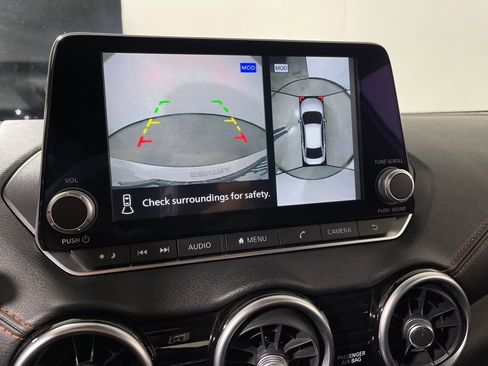 Used 2022 Nissan Sentra SR w/ SR Premium Package image 21