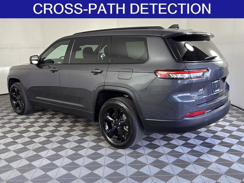 Used 2022 Jeep Grand Cherokee L Altitude image 7