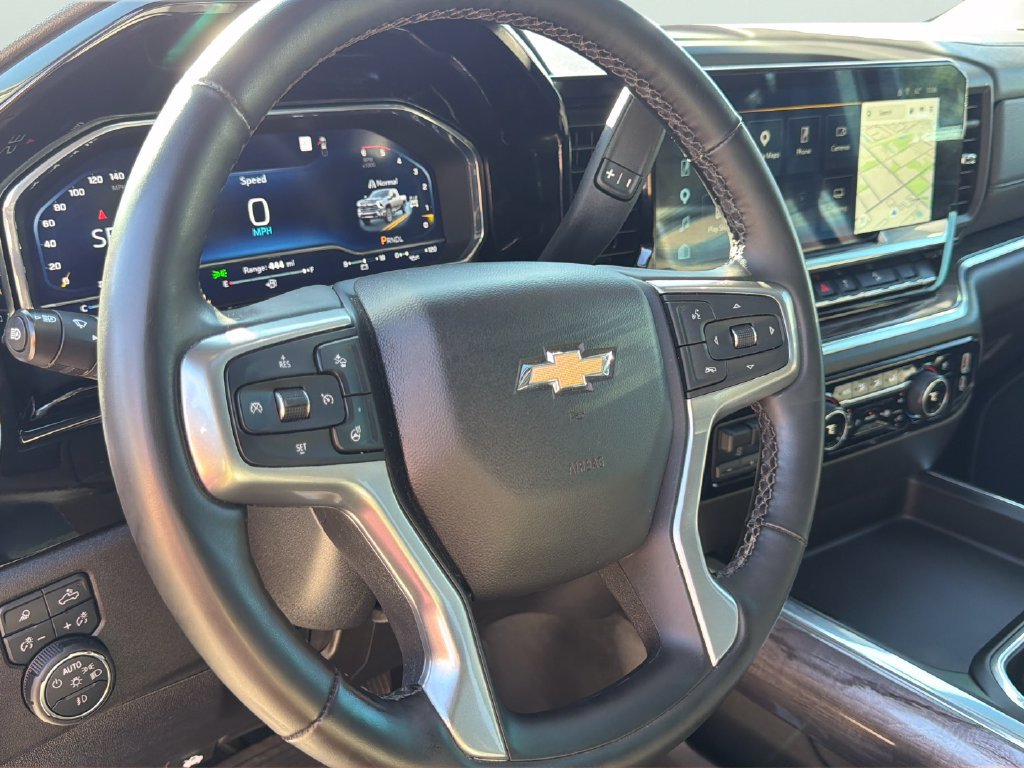 Used 2025 Chevrolet Silverado 3500 LTZ w/ LTZ Plus Package AWD/4WD image 22