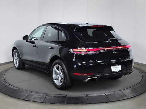Certified 2021 Porsche Macan AWD/4WD image 3