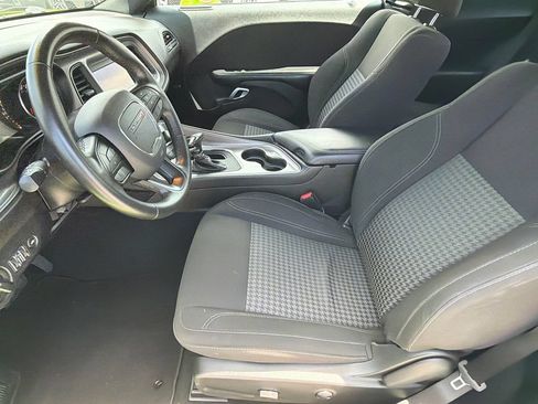 Used 2023 Dodge Challenger SXT AWD/4WD image 9