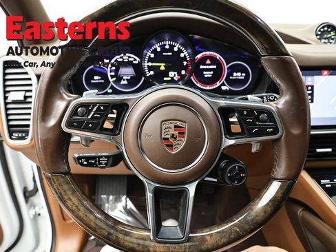 Used 2019 Porsche Cayenne E-Hybrid image 10