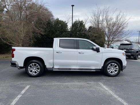 Used 2024 Chevrolet Silverado 1500 LTZ w/ Technology Package image 10
