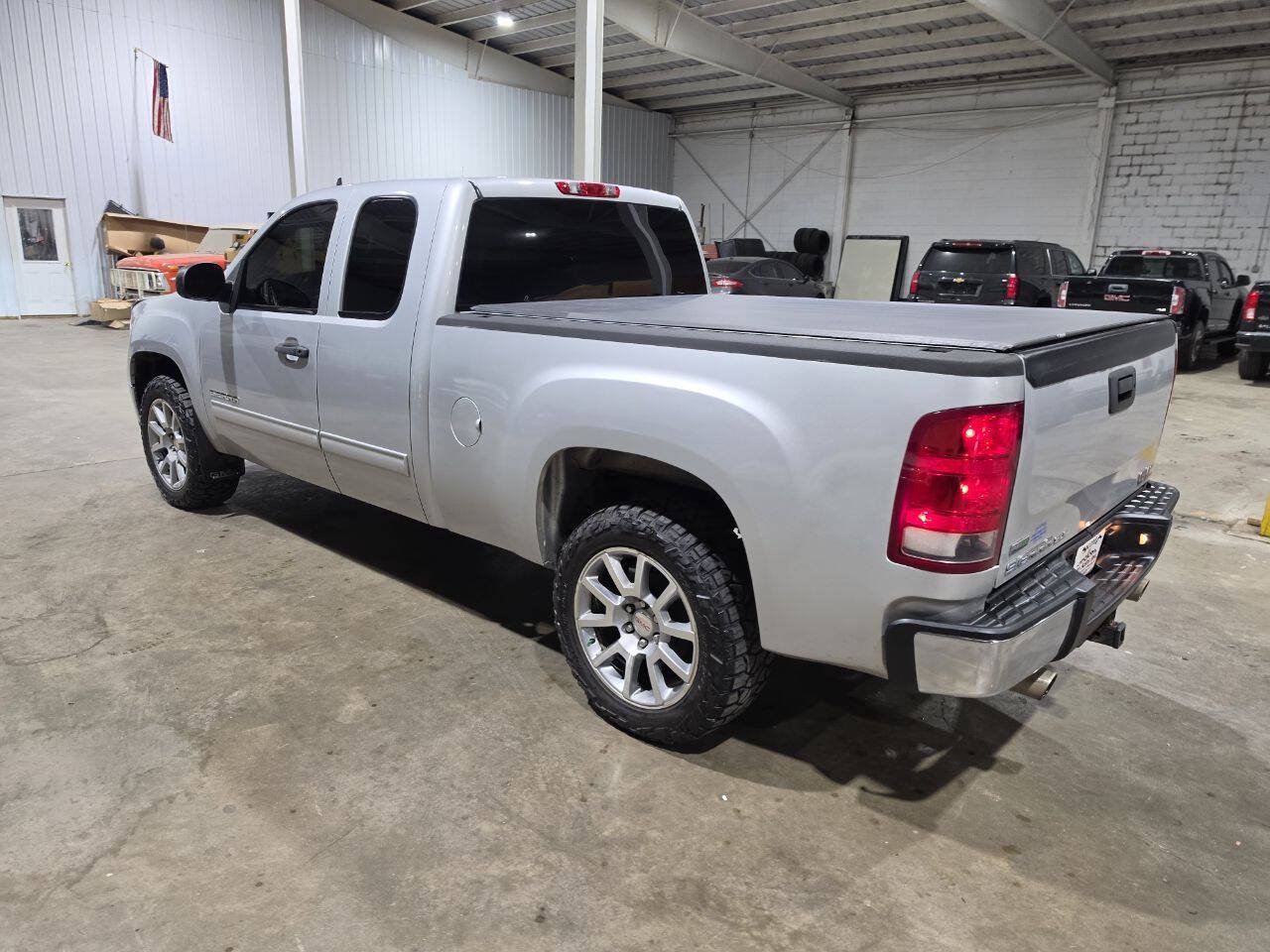 Used 2012 GMC Sierra 1500 SLE w/ Power Tech Package AWD/4WD image 9