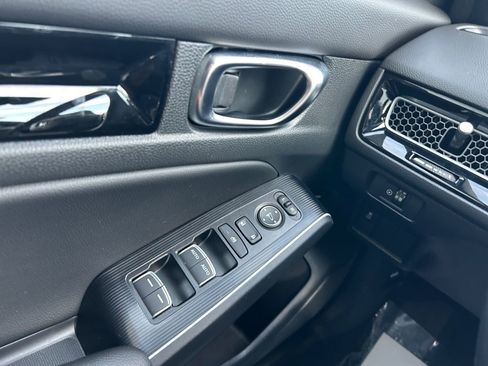 Certified 2025 Honda Civic Sport Touring image 26