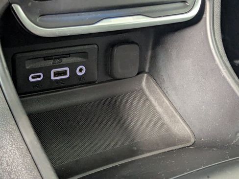 Used 2019 GMC Terrain SLT w/ Preferred Package FWD image 23