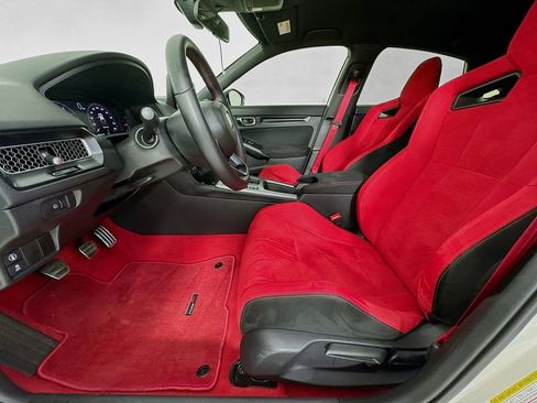 Used 2025 Honda Civic Type R image 26