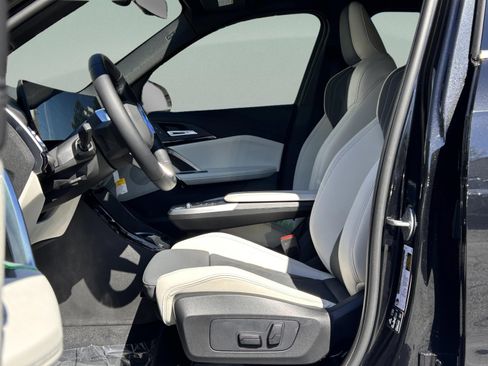 Used 2026 BMW X1 xDrive28i w/ Convenience Package image 18