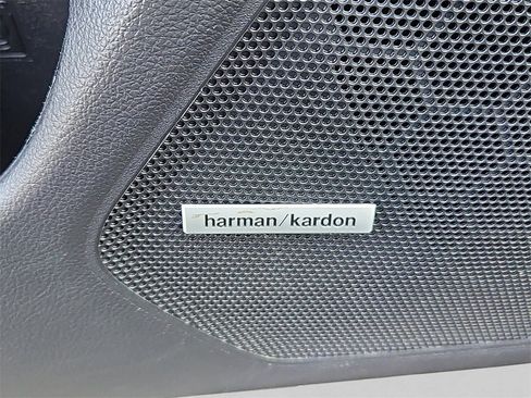 Used 2019 Subaru Outback 2.5i Limited image 18