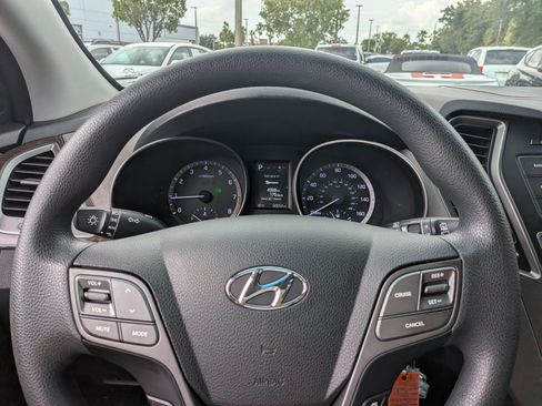 Used 2018 Hyundai Santa Fe Sport FWD image 26
