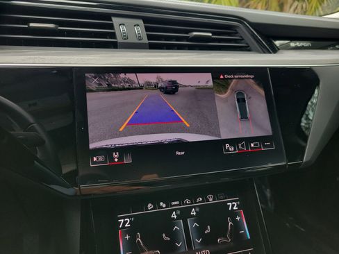 Used 2024 Audi Q8 e-tron Prestige w/ Prestige Package image 26