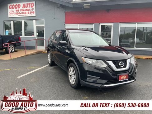 Used 2017 Nissan Rogue S AWD/4WD image 3