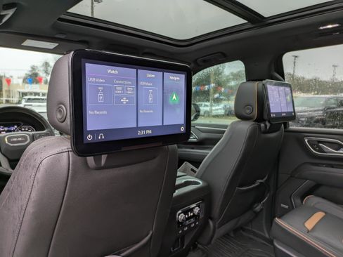 Used 2021 GMC Yukon XL AT4 w/ AT4 Premium Package image 18