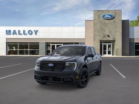 New 2026 Ford Maverick Lariat w/ Black Appearance Package image 2