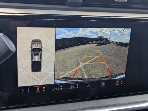 New 2025 GMC Sierra 2500 Denali w/ Denali Reserve Package image 17