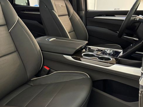 New 2026 Cadillac Escalade Luxury w/ Touring Package image 25