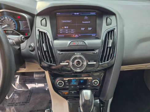 Used 2013 Ford Focus Electric Hatchback FWD image 38