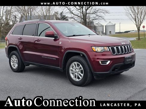 Used 2018 Jeep Grand Cherokee Laredo image 1