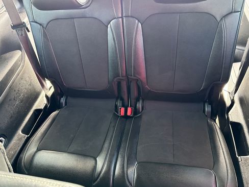 Used 2024 Jeep Grand Cherokee L Laredo image 22