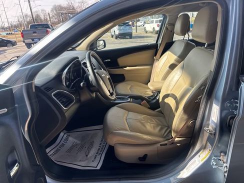 Used 2013 Chrysler 200 Limited image 14