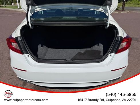 Used 2018 Honda Accord Sport image 12