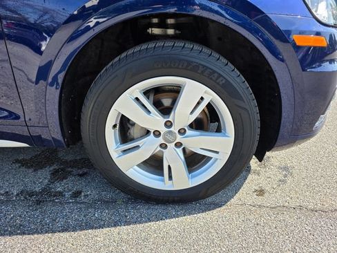 Used 2018 Audi Q5 2.0T Premium Plus w/ Premium Plus Package AWD/4WD image 13