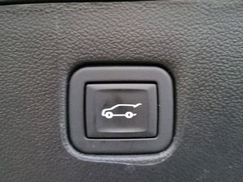 Used 2024 Chevrolet Blazer RS w/ Enhanced Convenience Package image 30