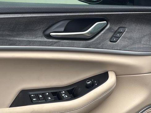 New 2026 Jeep Grand Cherokee Limited image 17