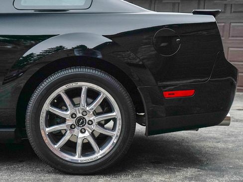 Used 2008 Ford Mustang Shelby GT500 RWD image 5