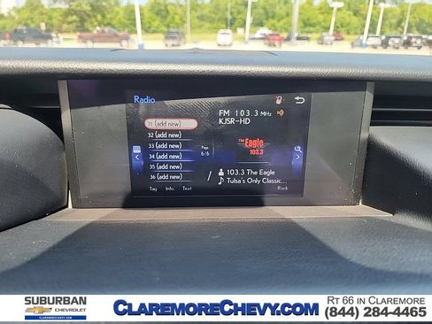 Used 2017 Lexus IS 200t RWD image 16