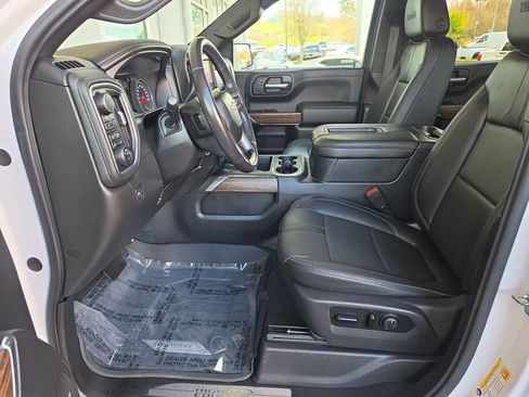 Certified 2019 Chevrolet Silverado 1500 High Country w/ Z71 Off-Road Package AWD/4WD image 24