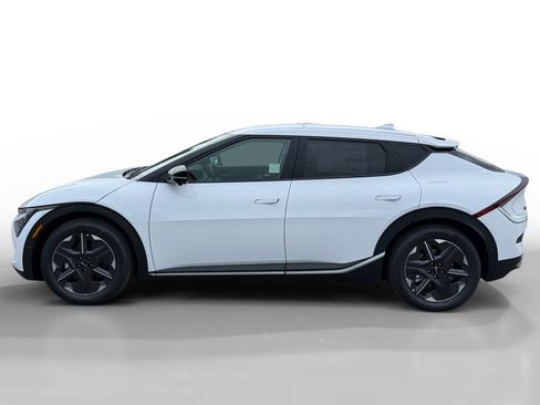 New 2025 Kia EV6 Light image 2