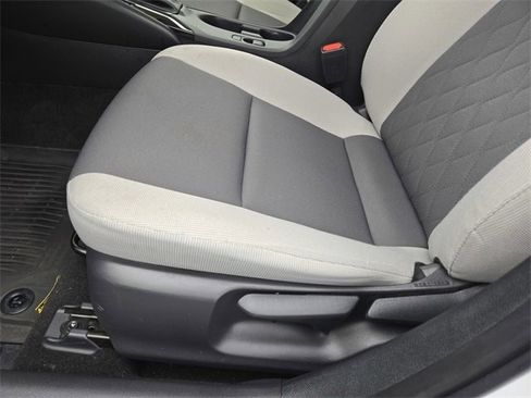 Used 2024 Toyota Corolla LE image 12