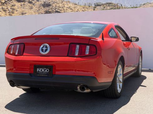 Used 2011 Ford Mustang Premium w/ 202A Rapid Spec Order Code RWD image 10