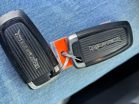 Used 2018 Ford F150 Raptor w/ Equipment Group 802A Luxury image 45