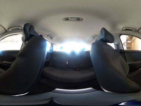 Used 2025 Kia K4 LXS image 41