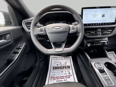 Certified 2025 Ford Escape ST-Line w/ Tech Pack #1 FWD image 5
